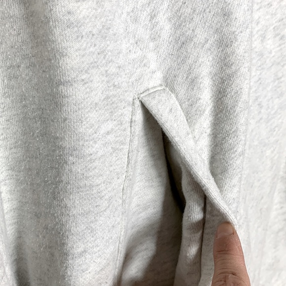 Aritzia Community - Picture 5 of 5